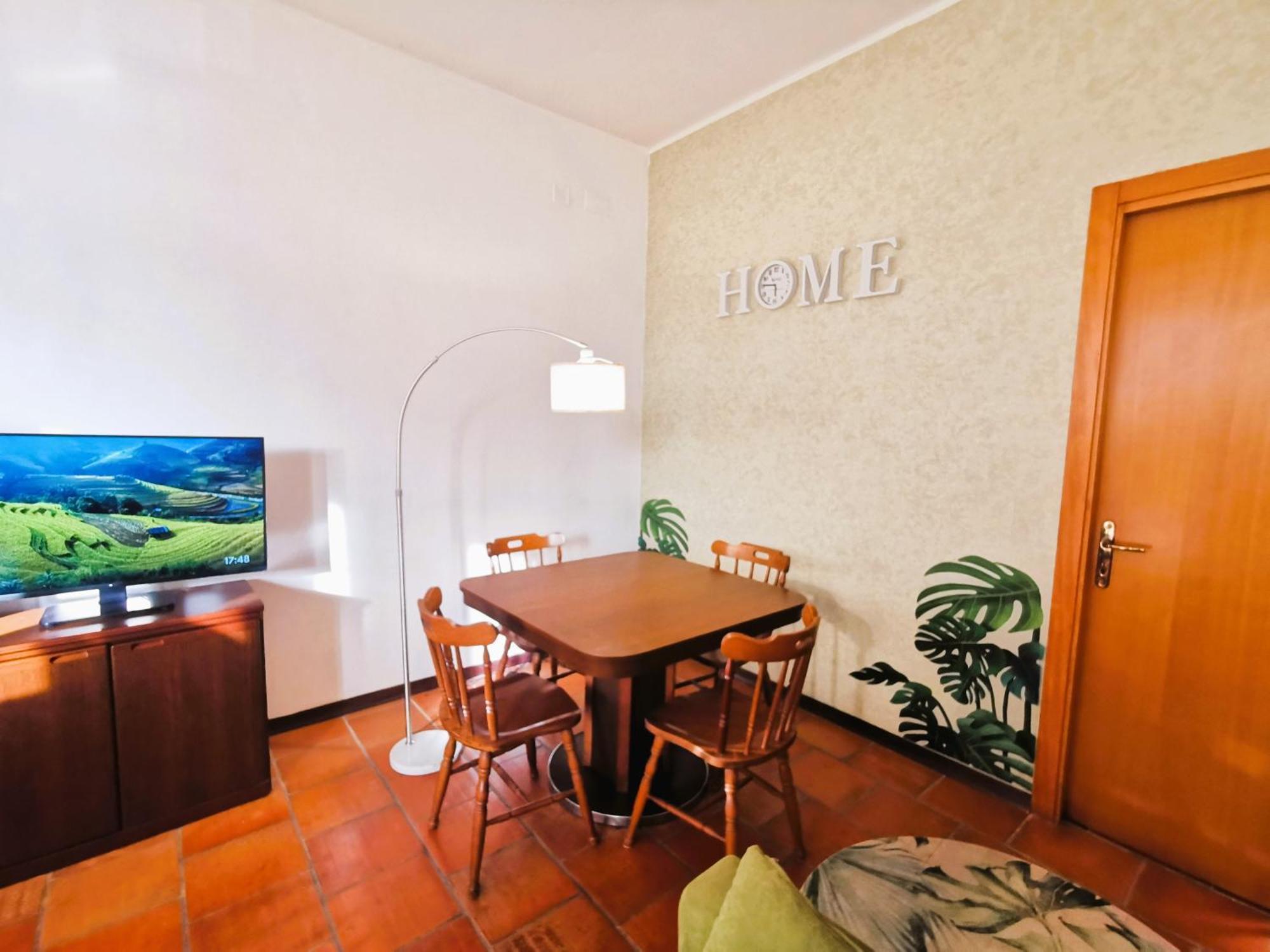 Ostia Home Luaran gambar