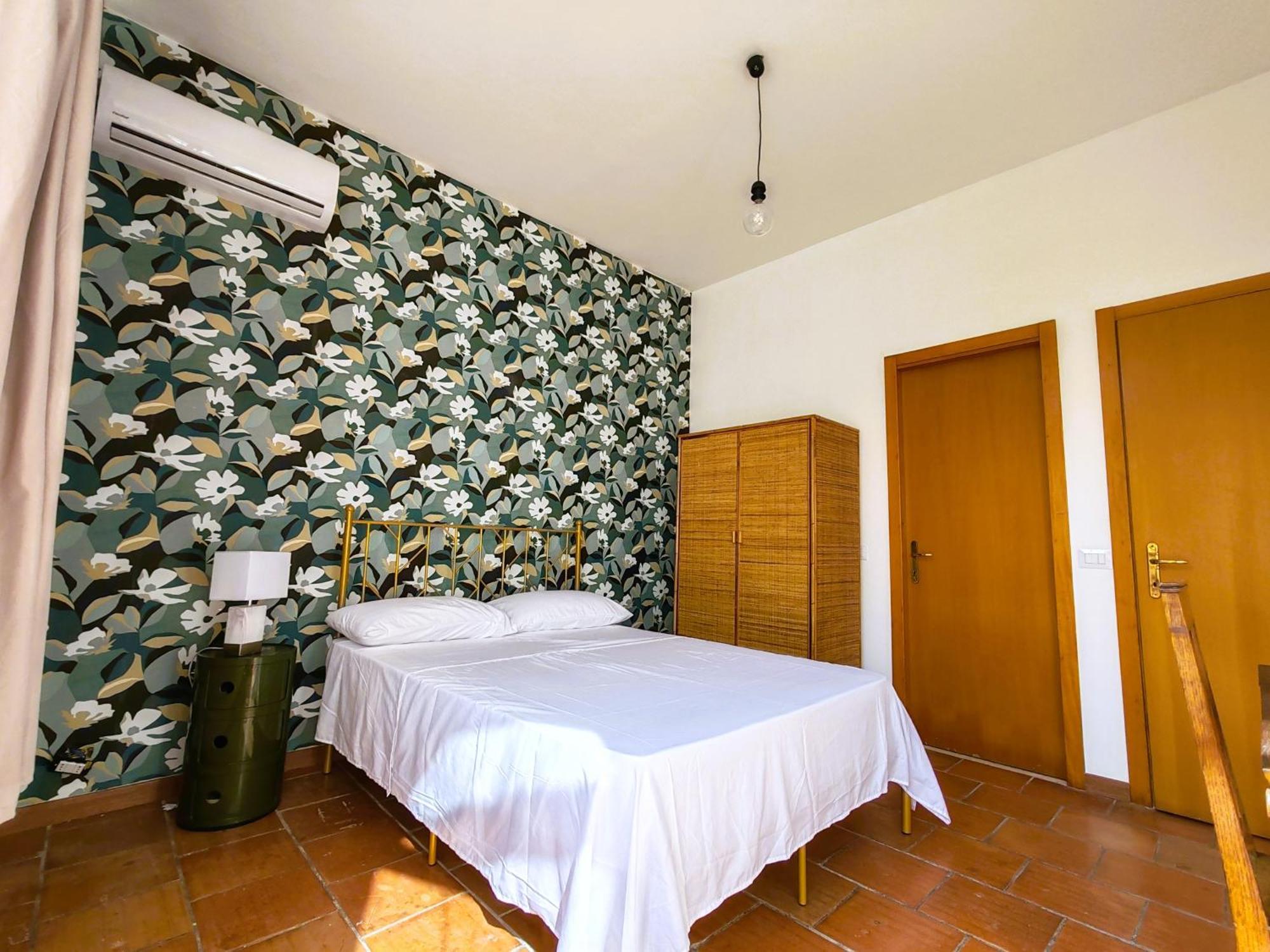 Ostia Home Luaran gambar