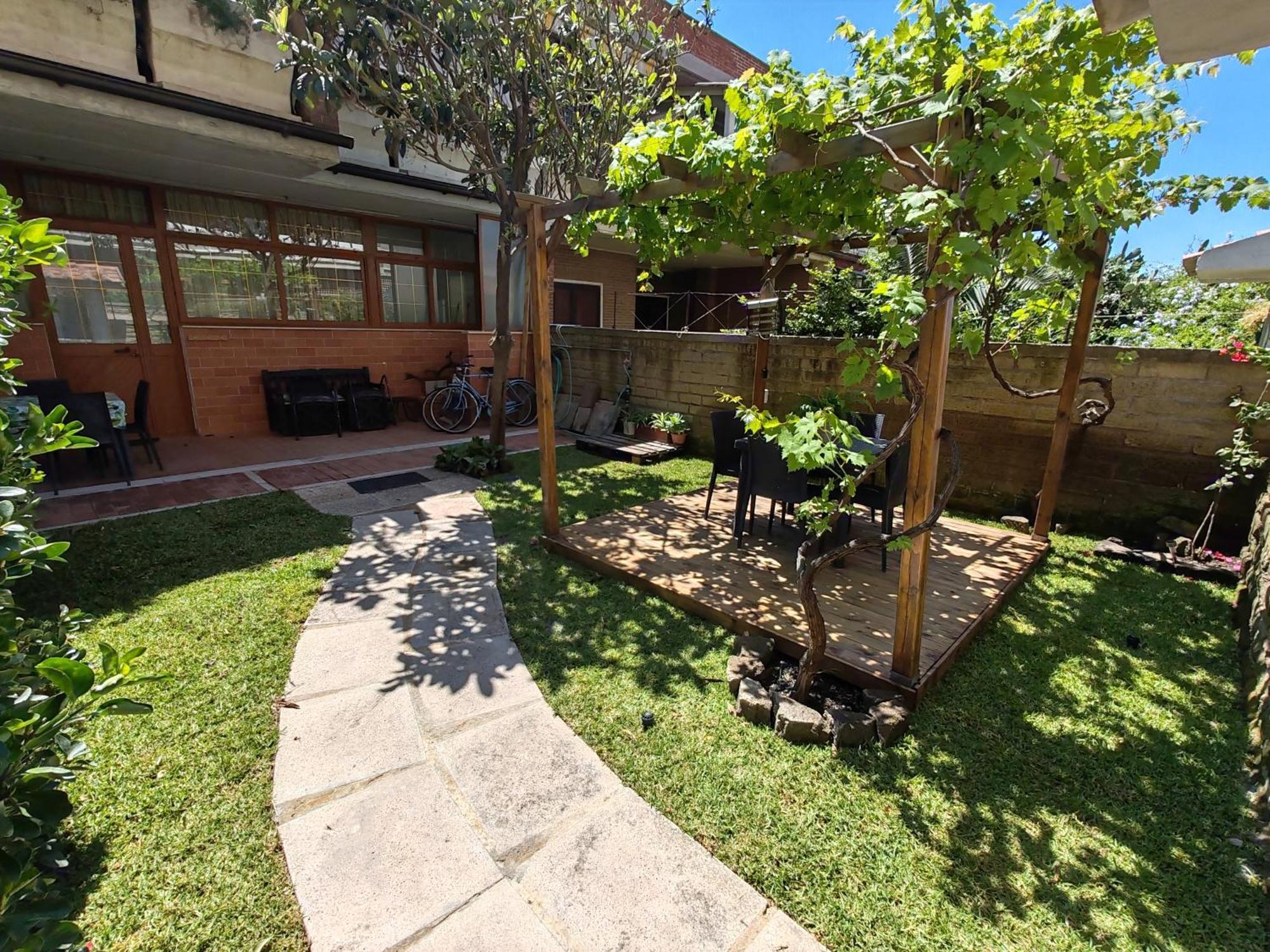 Ostia Home Luaran gambar