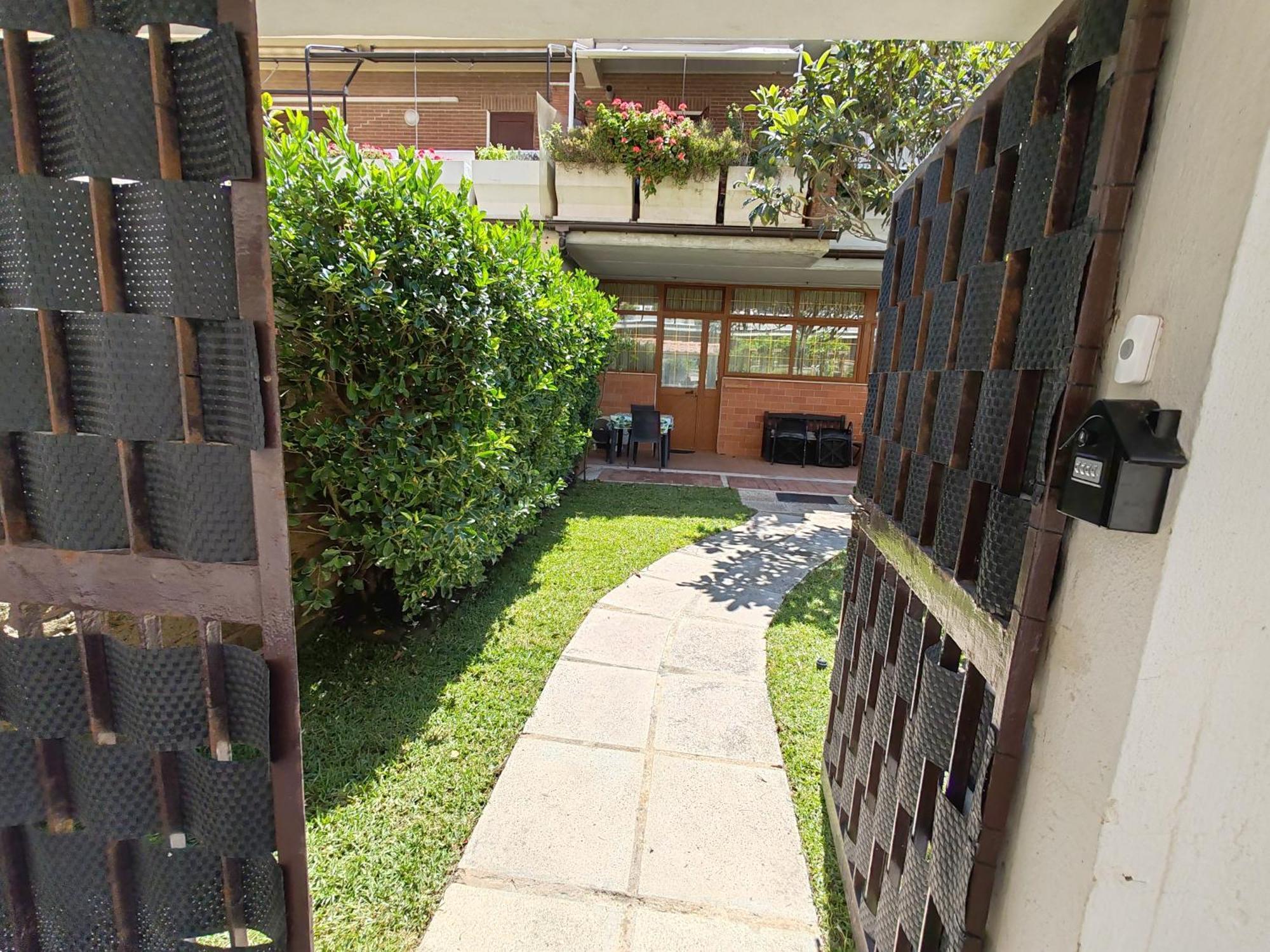 Ostia Home Luaran gambar
